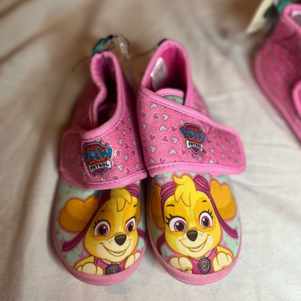 BNWT - Paw Patrol Pink Skye Kids Slippers, Size 11-12 (2 pairs)